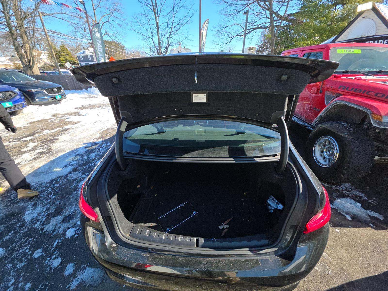 2021 BMW 3 Series 330i xDrive AWD