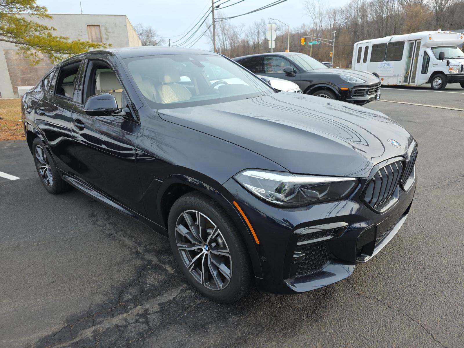 2023 BMW X6 xDrive40i AWD