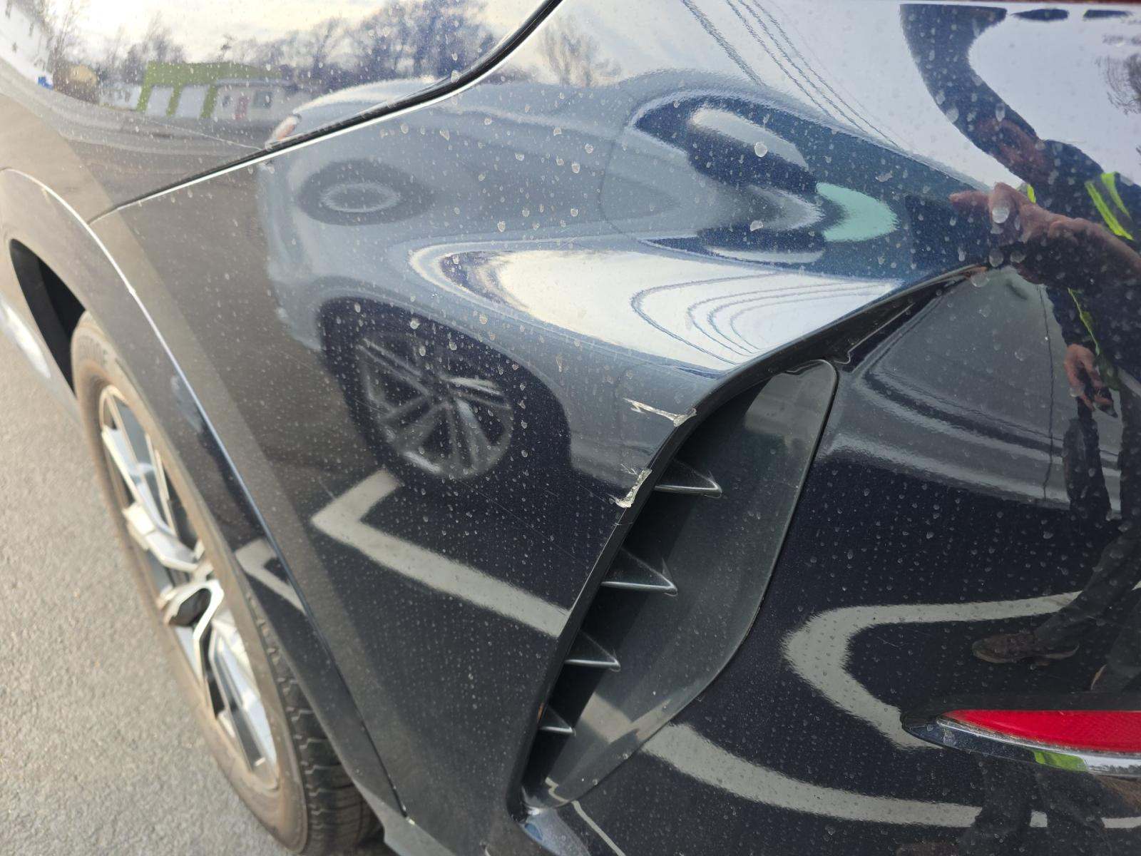 2023 BMW X6 xDrive40i AWD