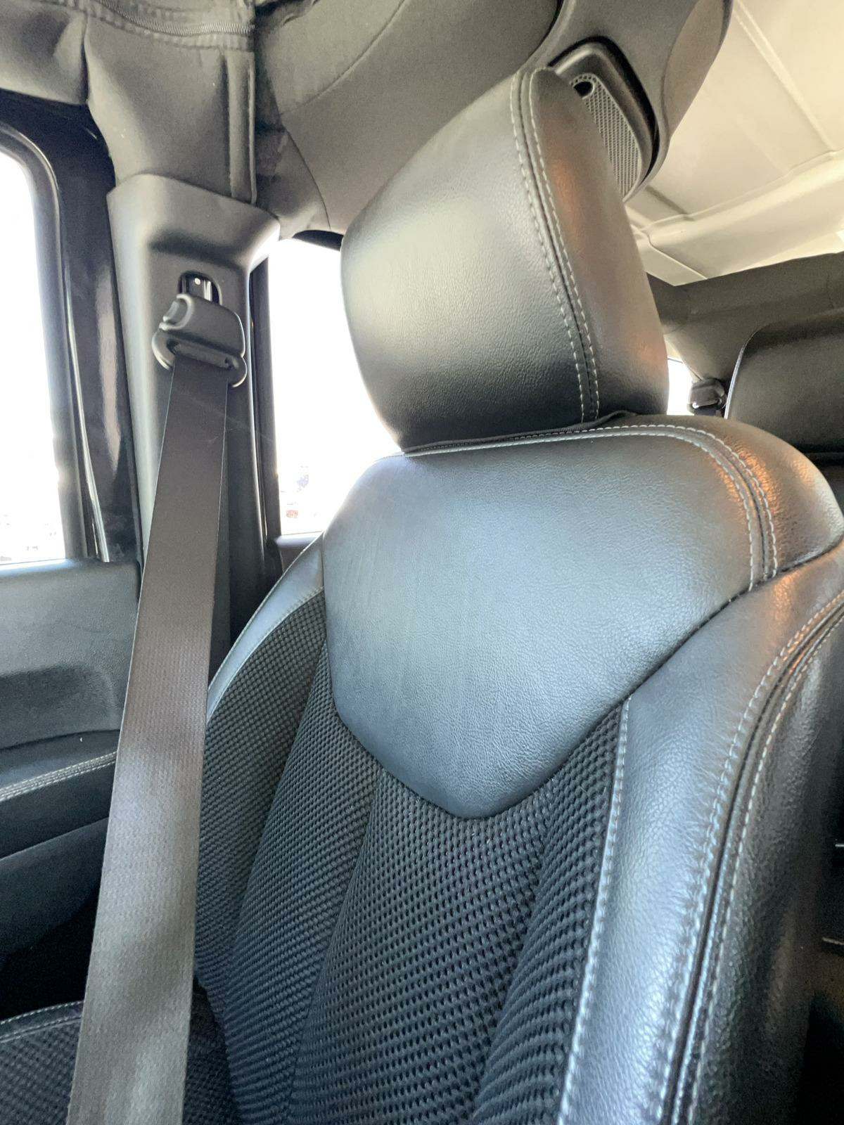 2017 Jeep Wrangler Unlimited Sahara Winter Edition AWD