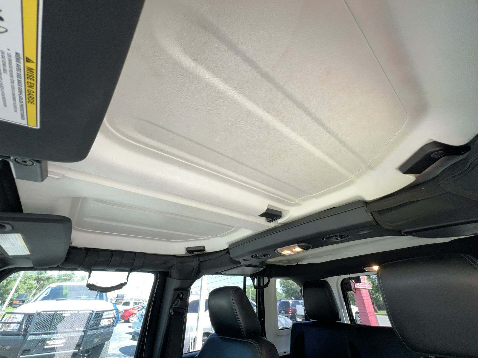 2017 Jeep Wrangler Unlimited Sahara Winter Edition AWD