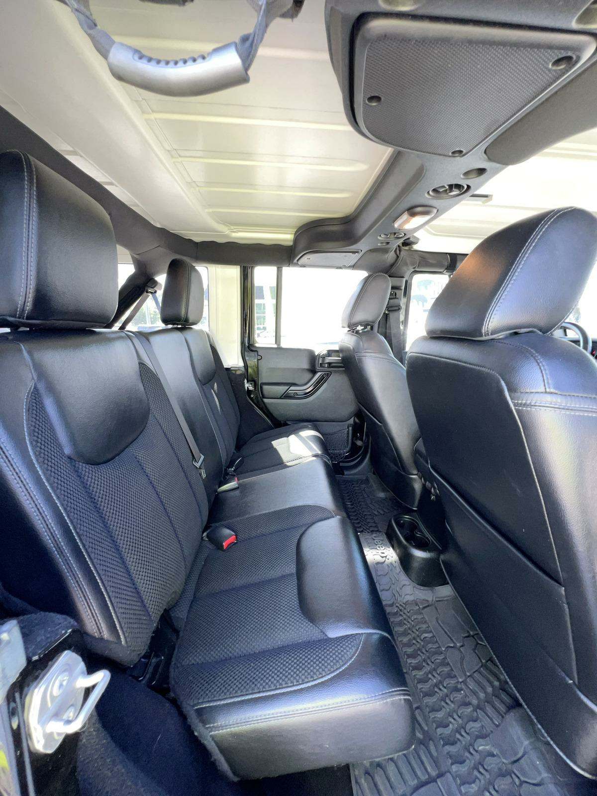 2017 Jeep Wrangler Unlimited Sahara Winter Edition AWD