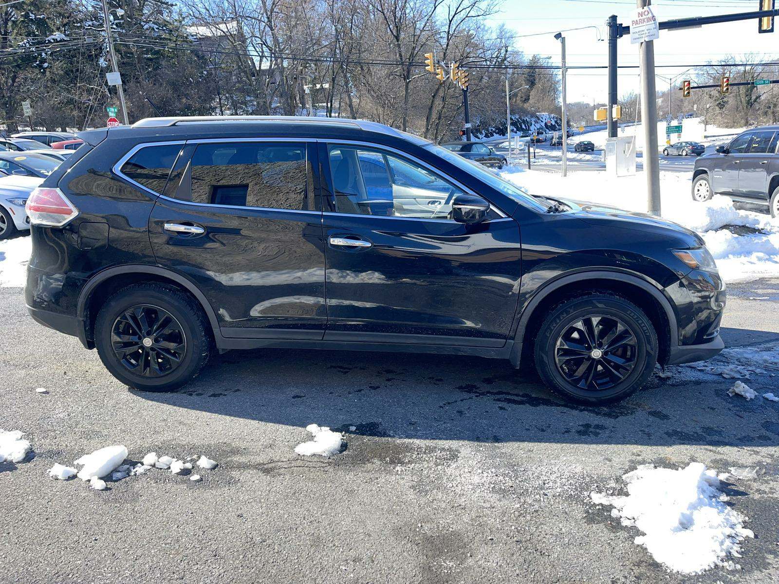 2015 Nissan Rogue SV AWD