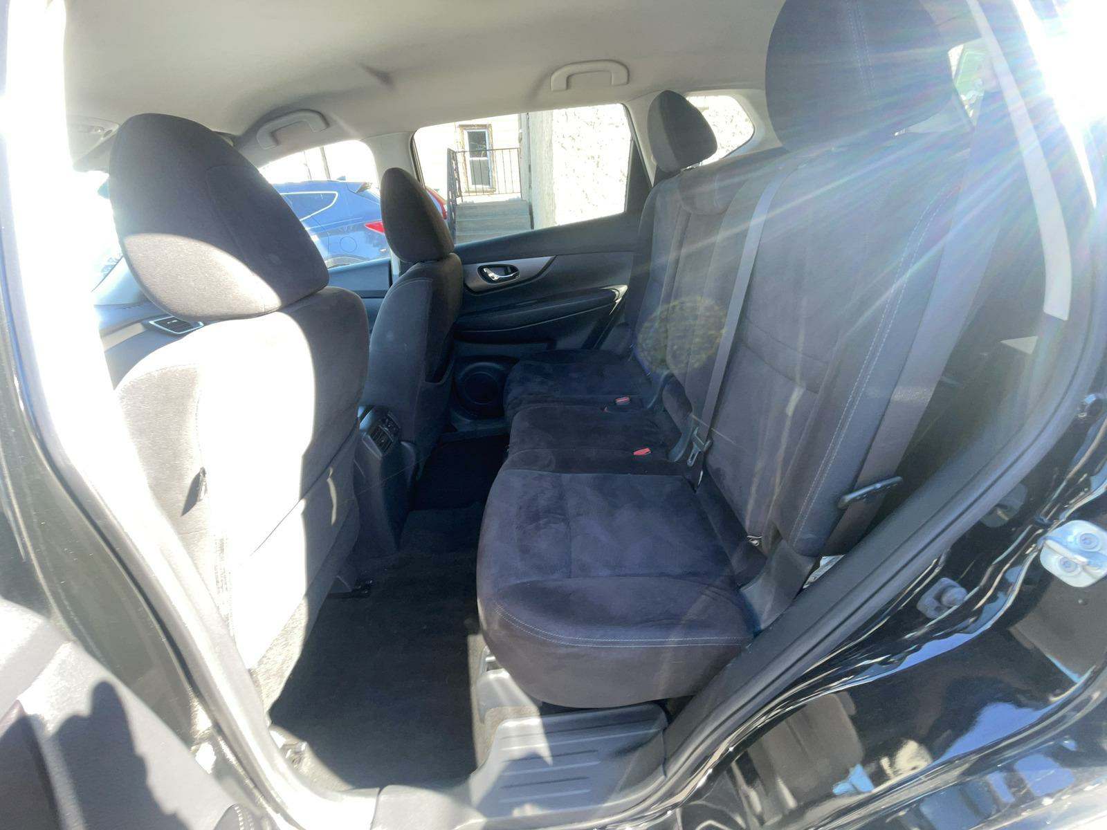 2015 Nissan Rogue SV AWD