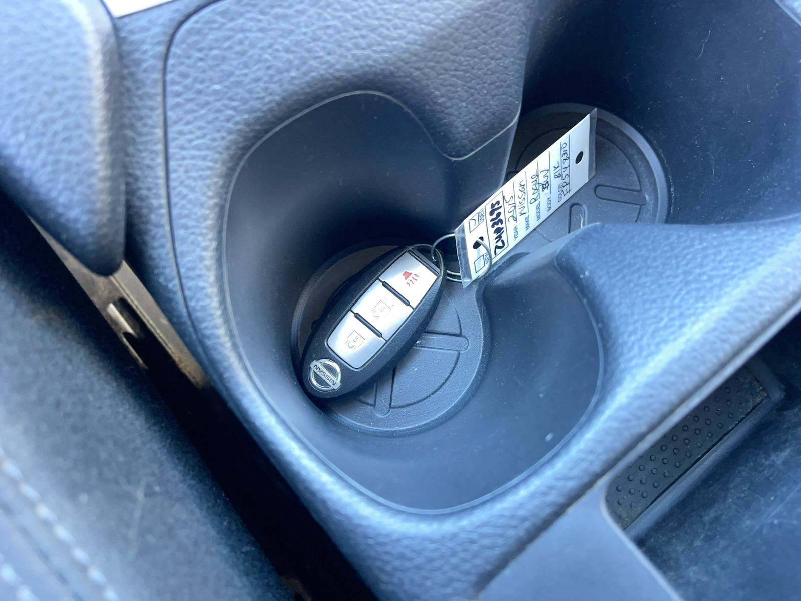 2015 Nissan Rogue SV AWD