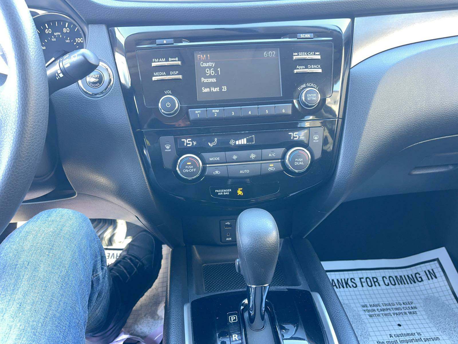 2015 Nissan Rogue SV AWD