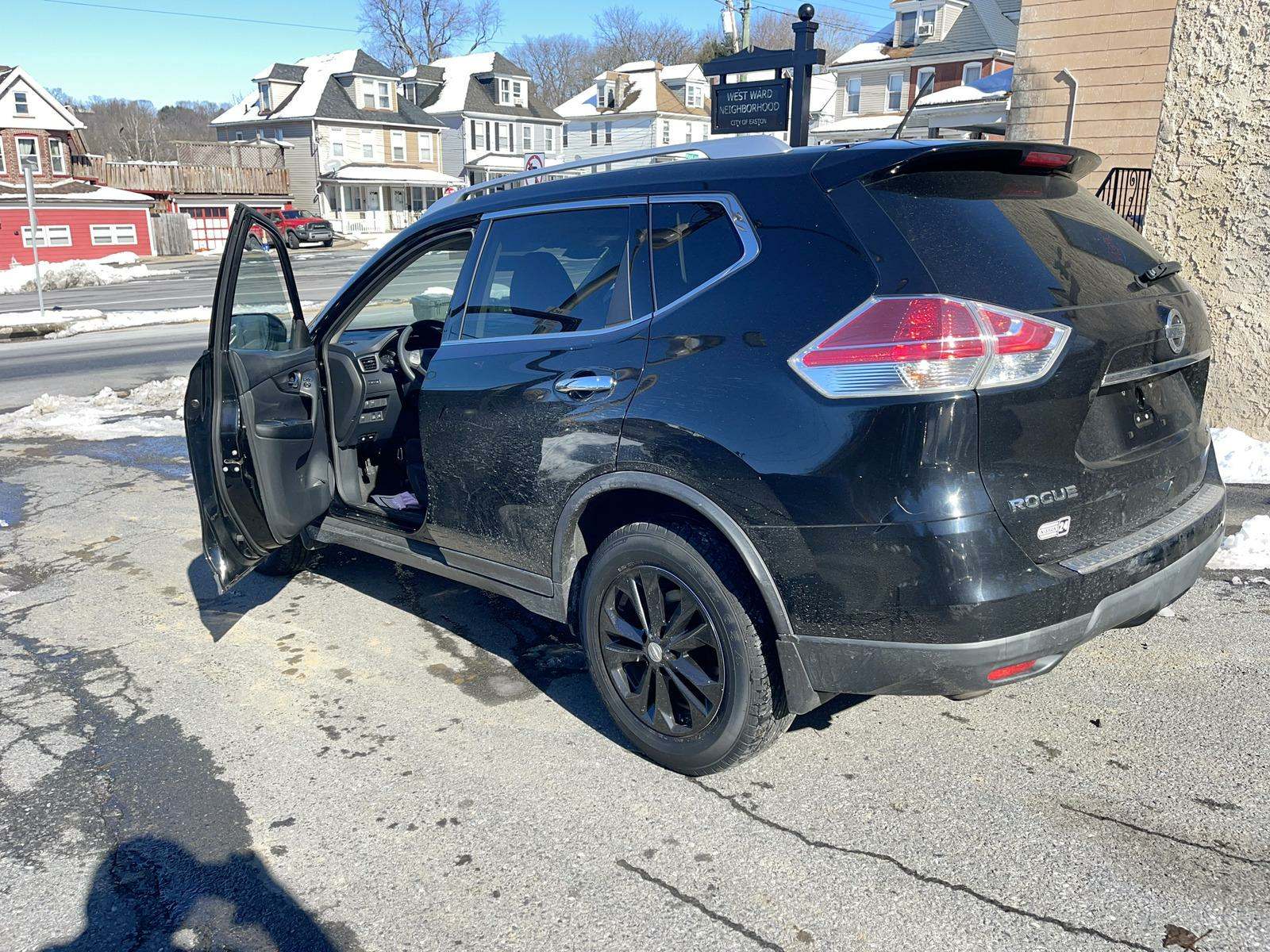 2015 Nissan Rogue SV AWD