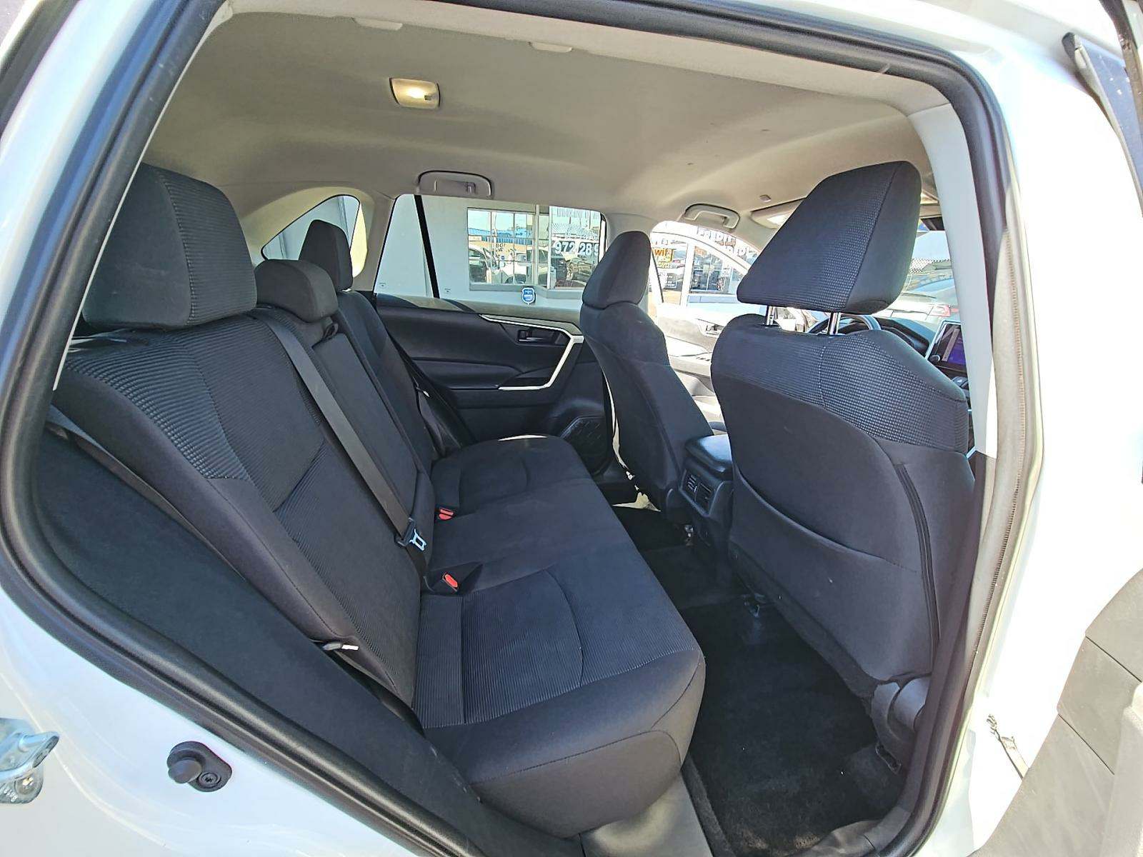 2024 Toyota RAV4 LE FWD