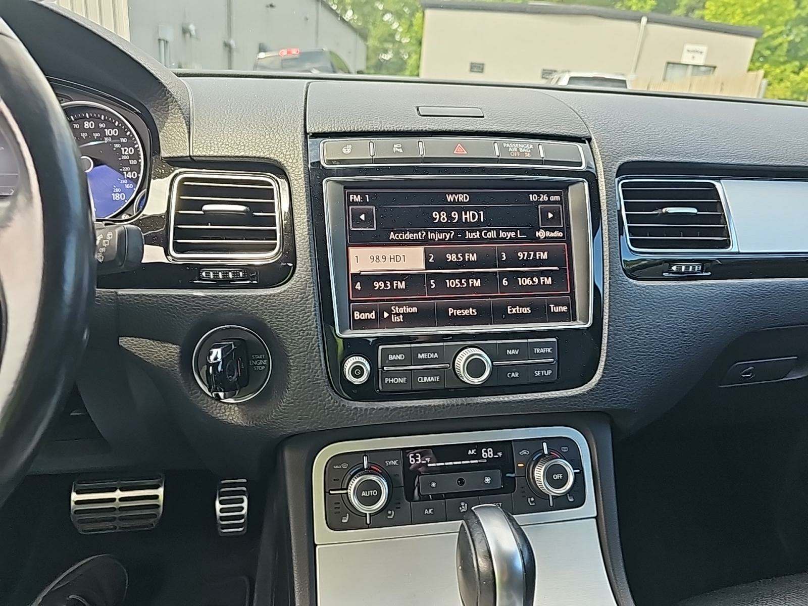 2017 Volkswagen Touareg 3.6L Wolfsburg Edition AWD