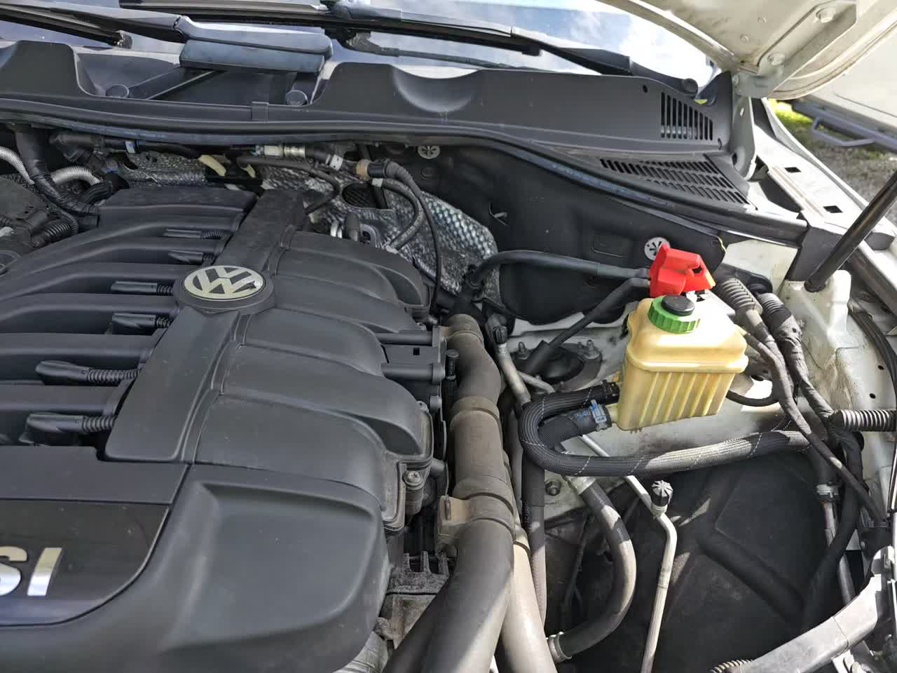 2017 Volkswagen Touareg 3.6L Wolfsburg Edition AWD