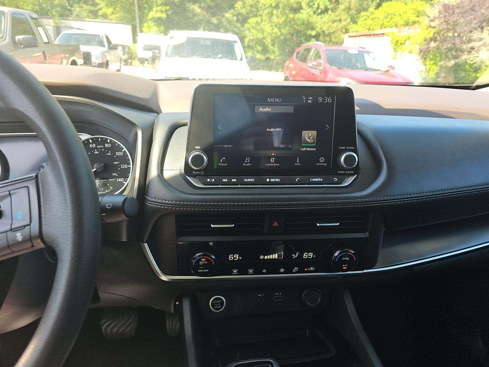 2023 Nissan Rogue SV FWD