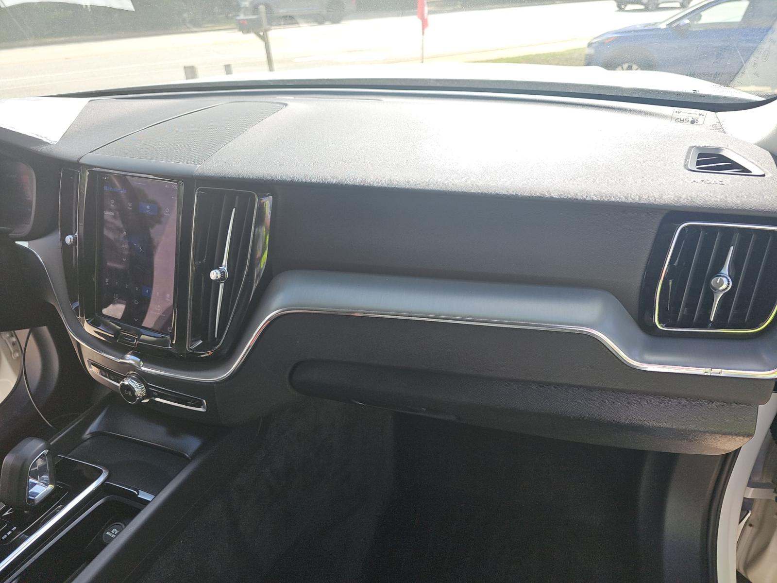2023 Volvo XC60 B5 Core FWD