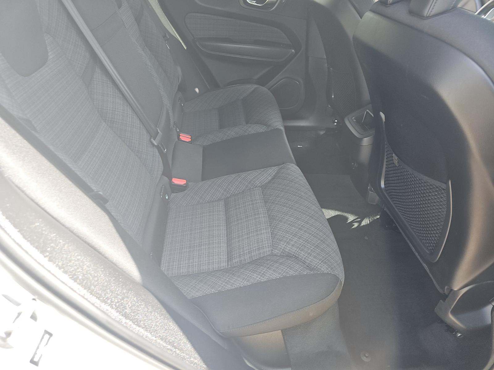 2023 Volvo XC60 B5 Core FWD