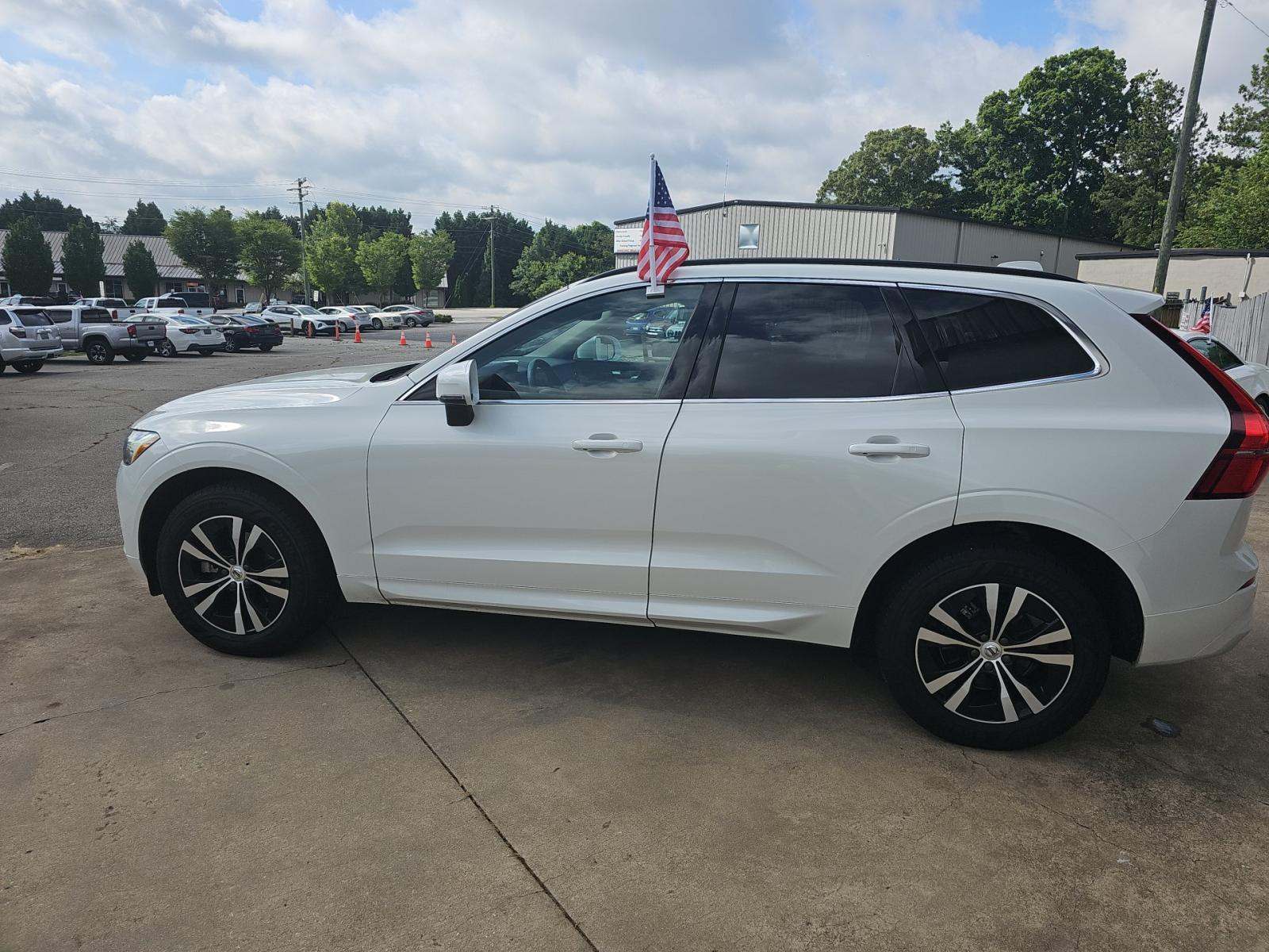 2023 Volvo XC60 B5 Core FWD