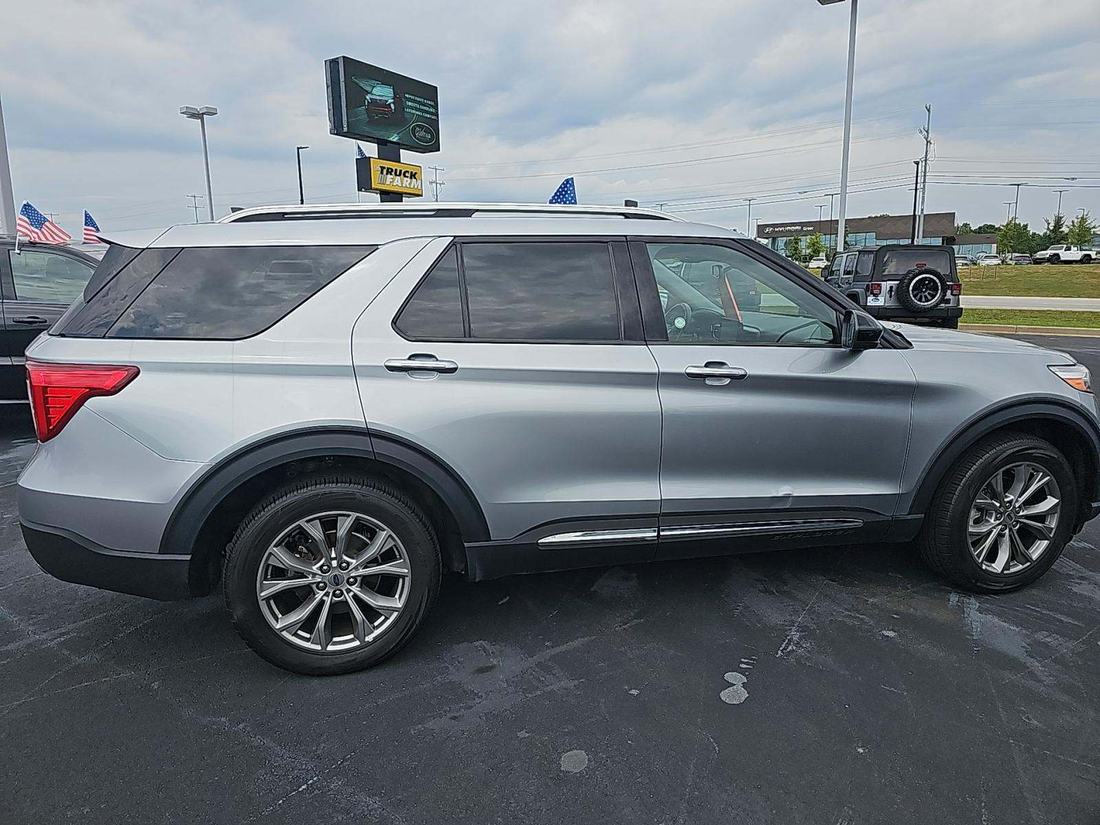 2023 Ford Explorer Limited AWD