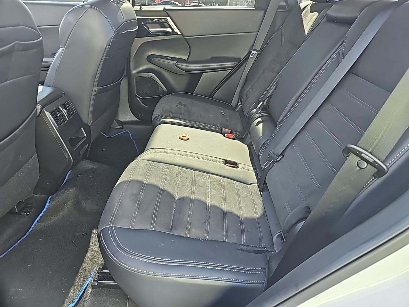 2024 Mitsubishi Outlander PHEV SE AWD