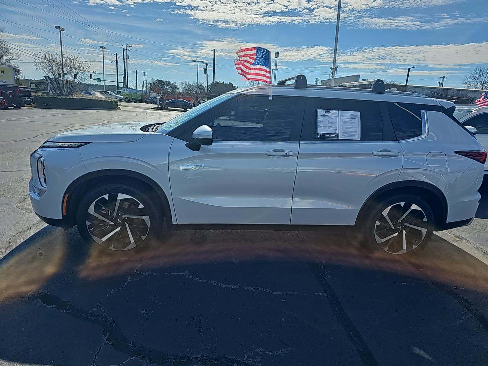 2024 Mitsubishi Outlander PHEV SE AWD