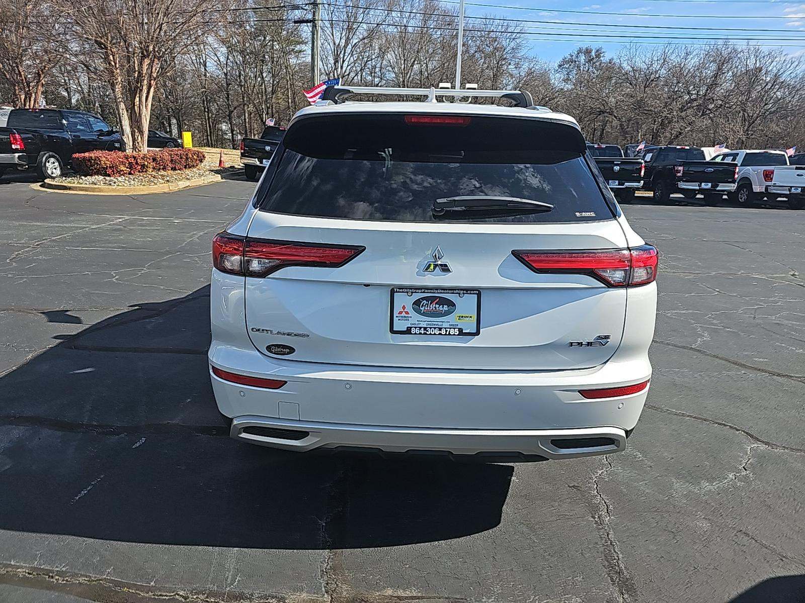 2024 Mitsubishi Outlander PHEV SE AWD