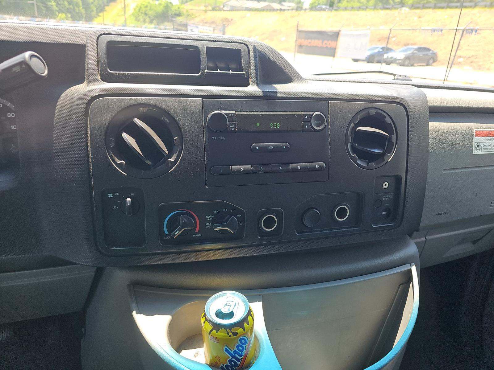 FORD E-350 - 10