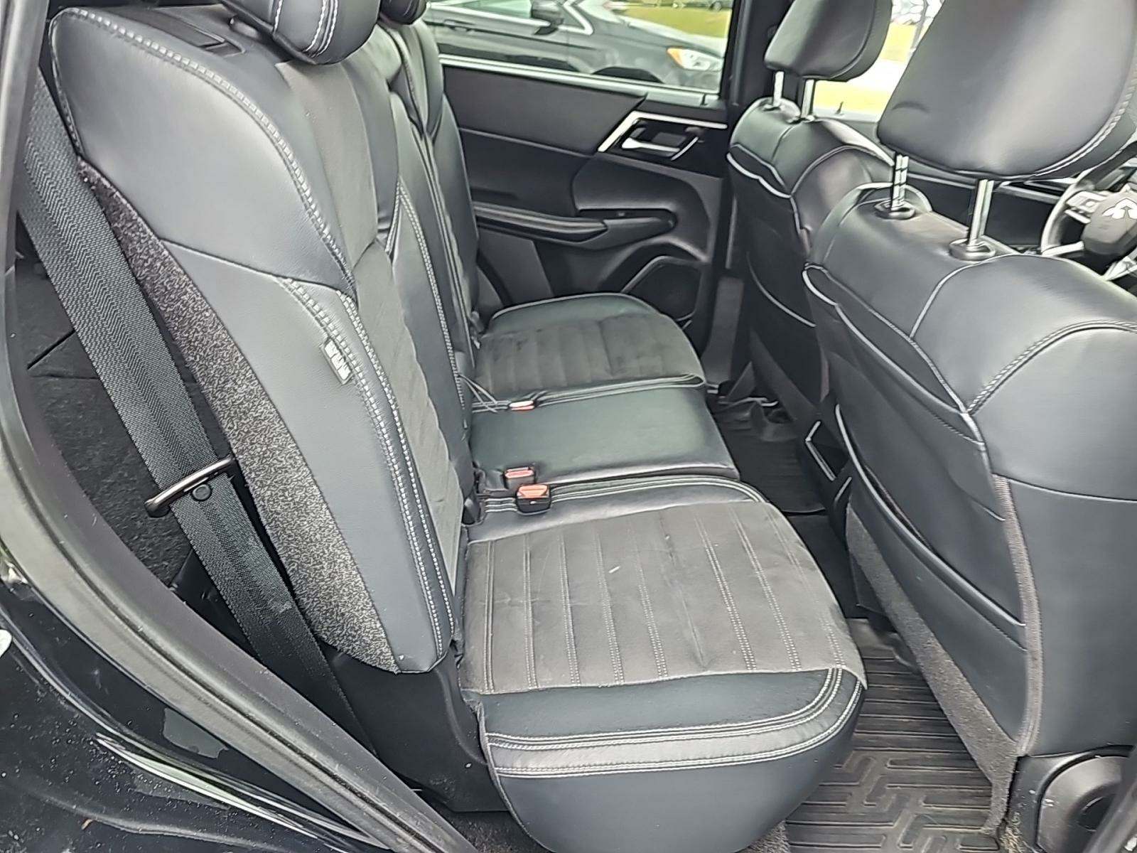 2022 Mitsubishi Outlander SE Launch Edition AWD