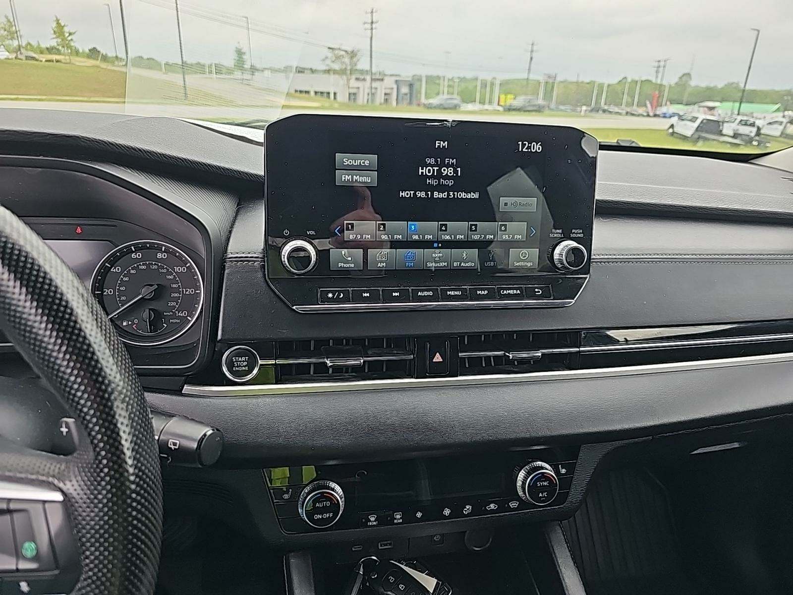 2022 Mitsubishi Outlander SE Launch Edition AWD