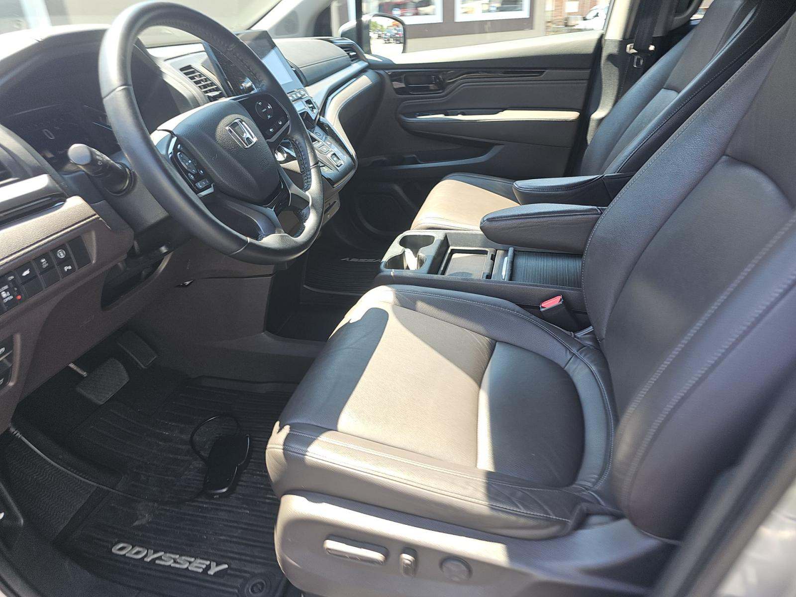 2023 Honda Odyssey Touring FWD
