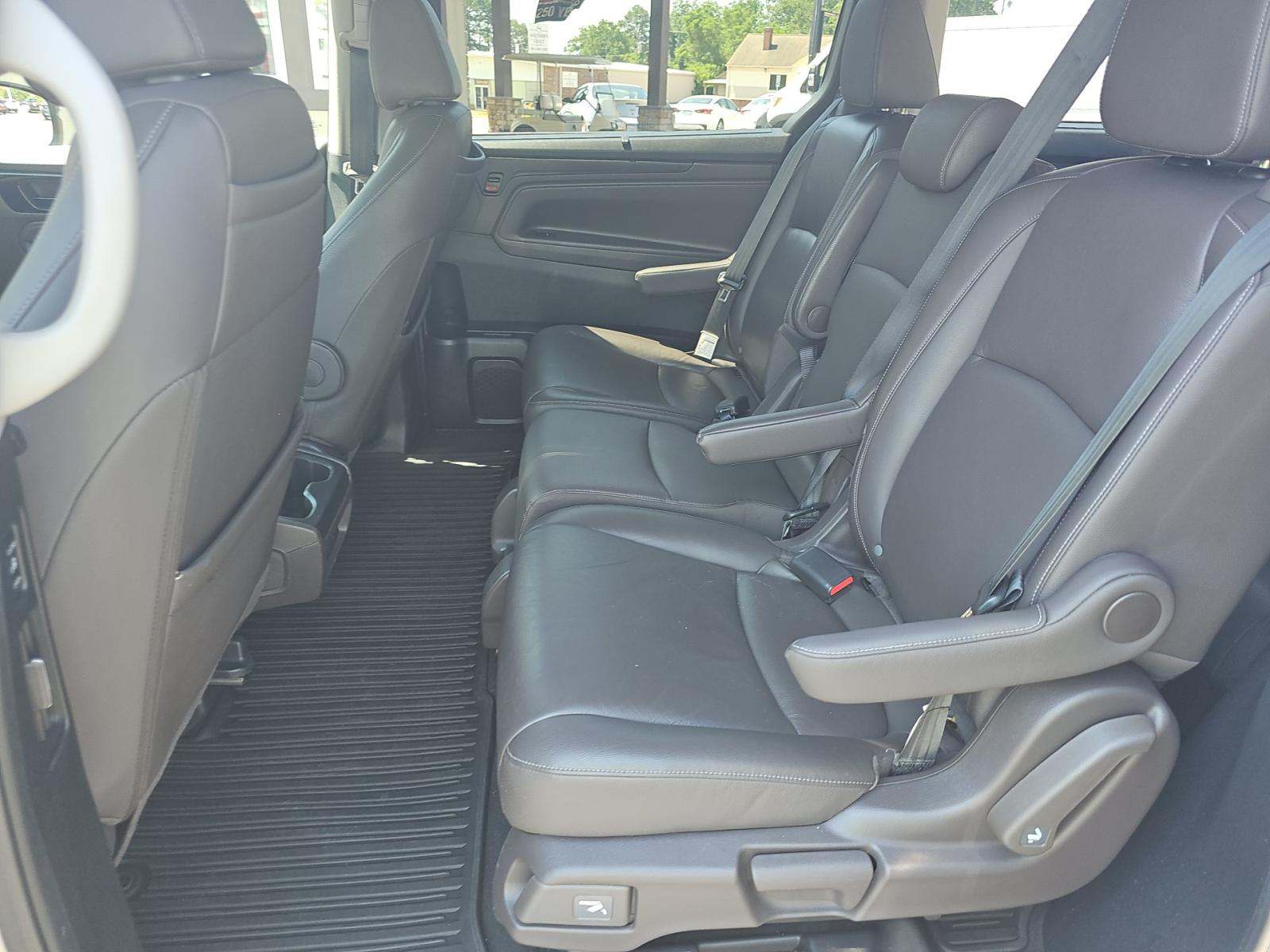 2023 Honda Odyssey Touring FWD