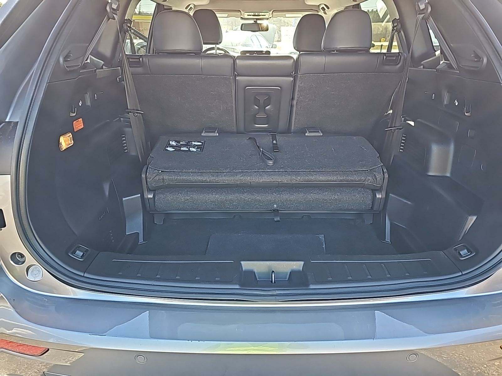 2023 Mitsubishi Outlander PHEV SE AWD