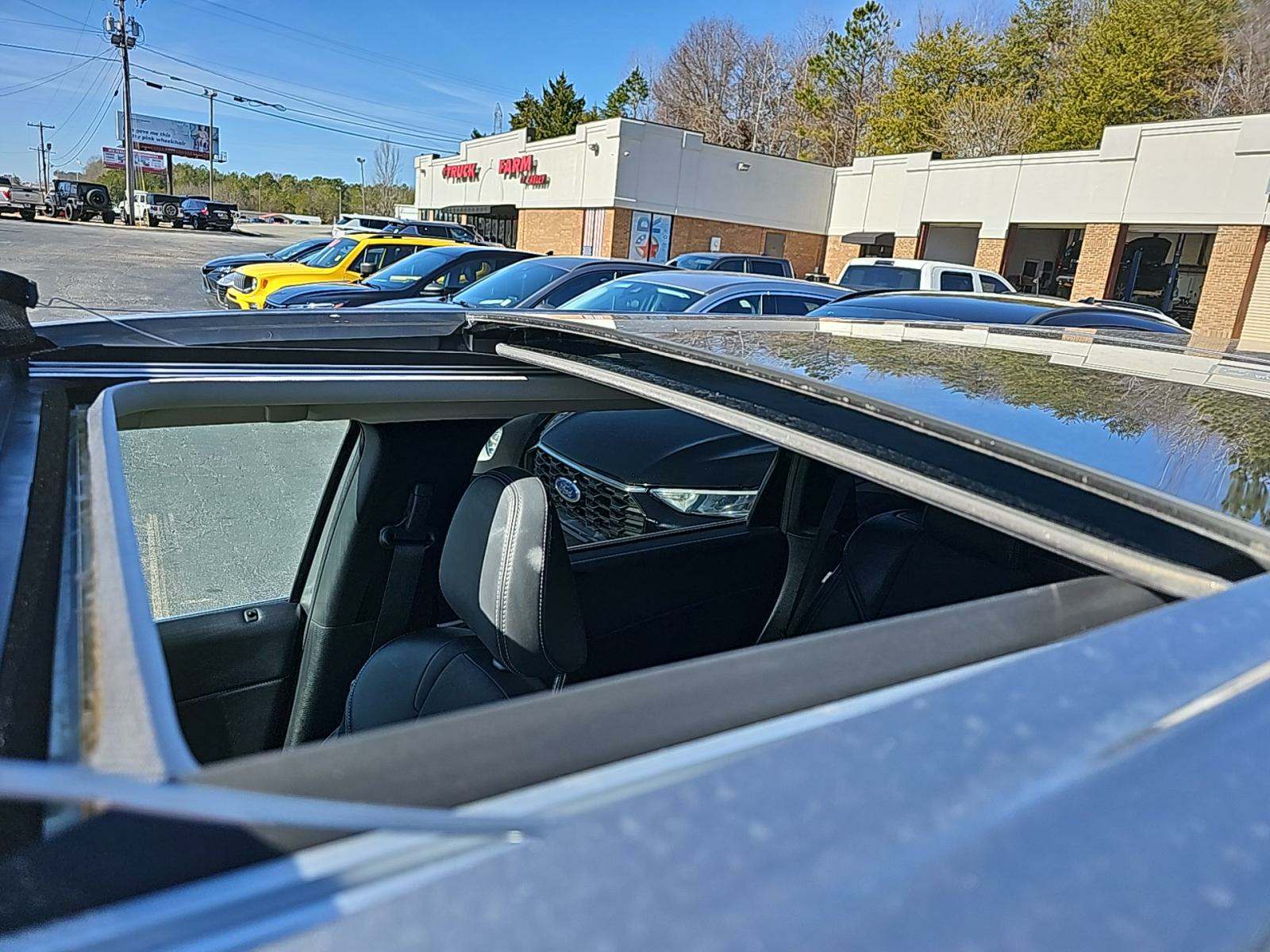 2023 Mitsubishi Outlander PHEV SE AWD