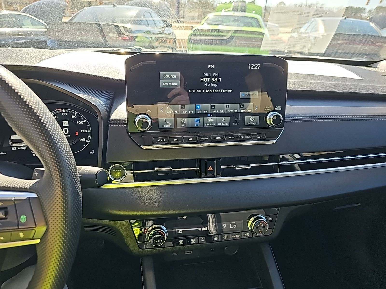 2023 Mitsubishi Outlander PHEV SE AWD