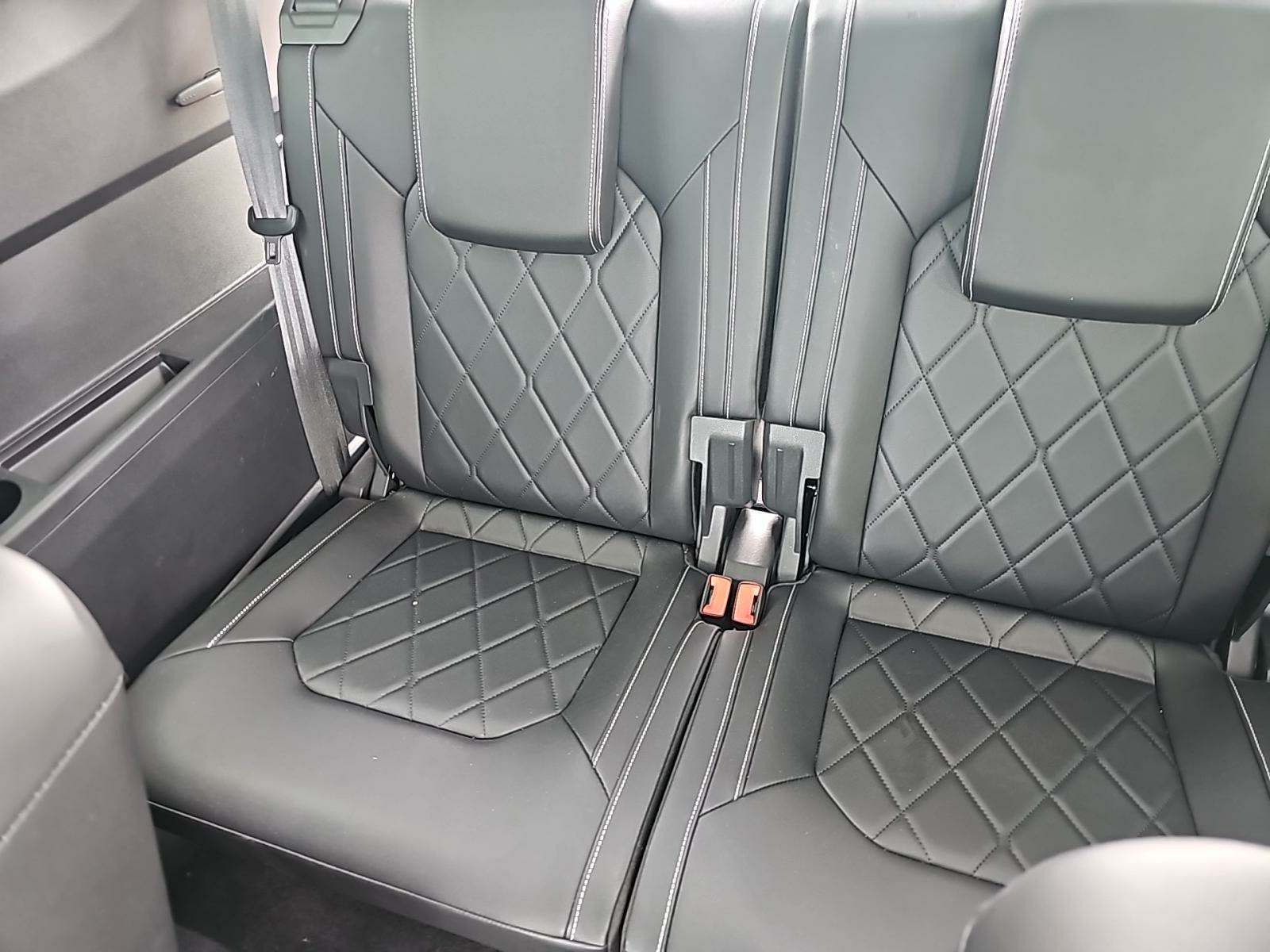 2024 Volkswagen Atlas 2.0T SEL Premium R-Line AWD