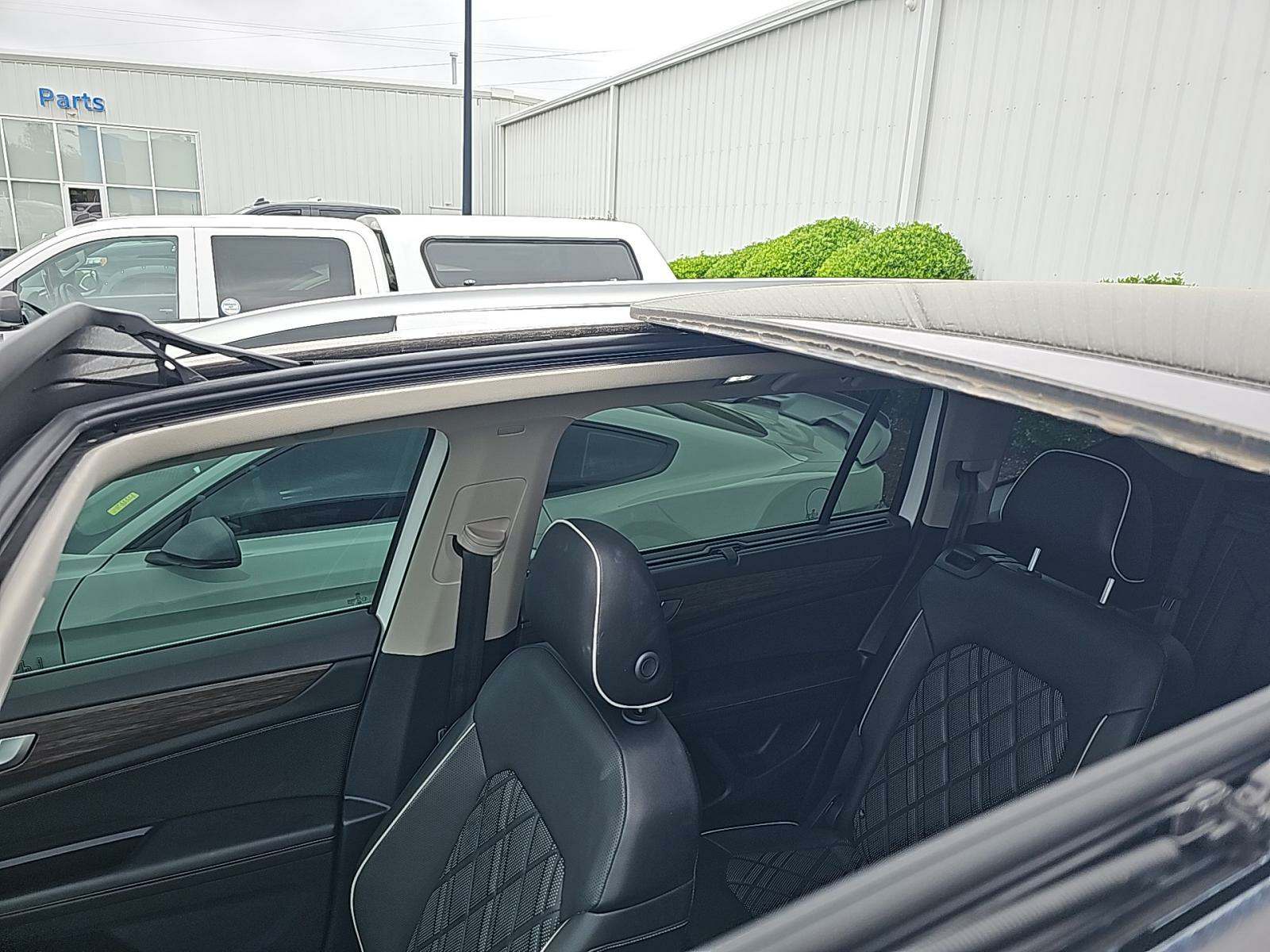 2024 Volkswagen Atlas 2.0T SEL Premium R-Line AWD