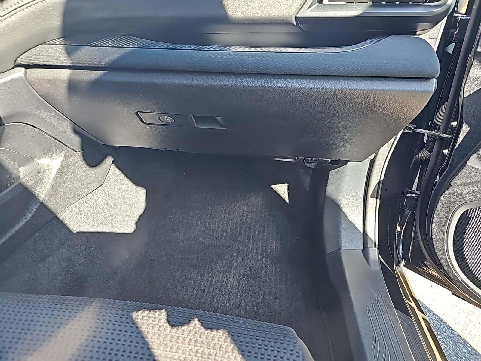 2022 Subaru Outback Premium AWD