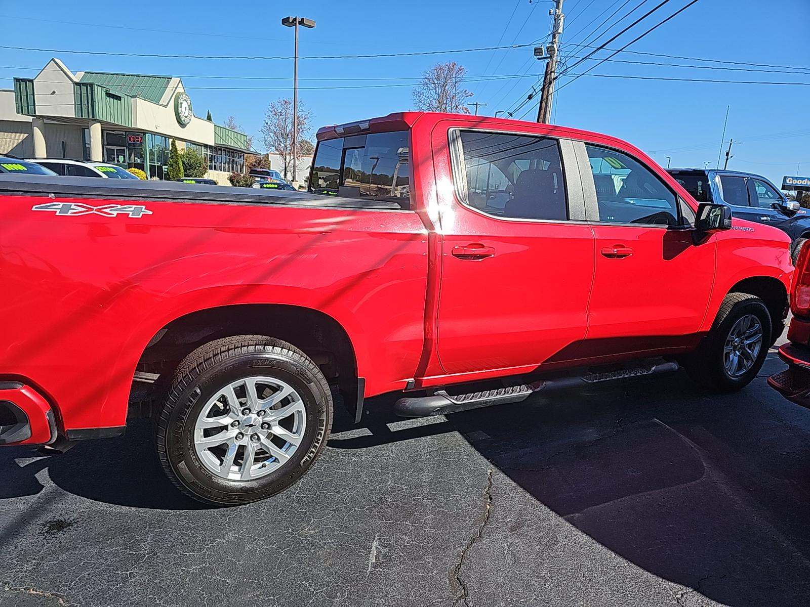 2020 Chevrolet Silverado 1500 RST AWD