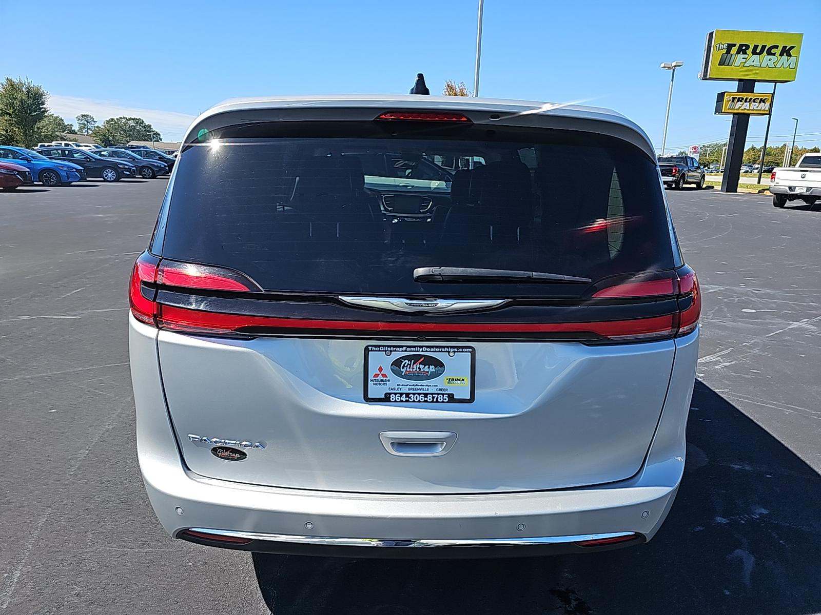 2023 Chrysler Pacifica Touring L FWD