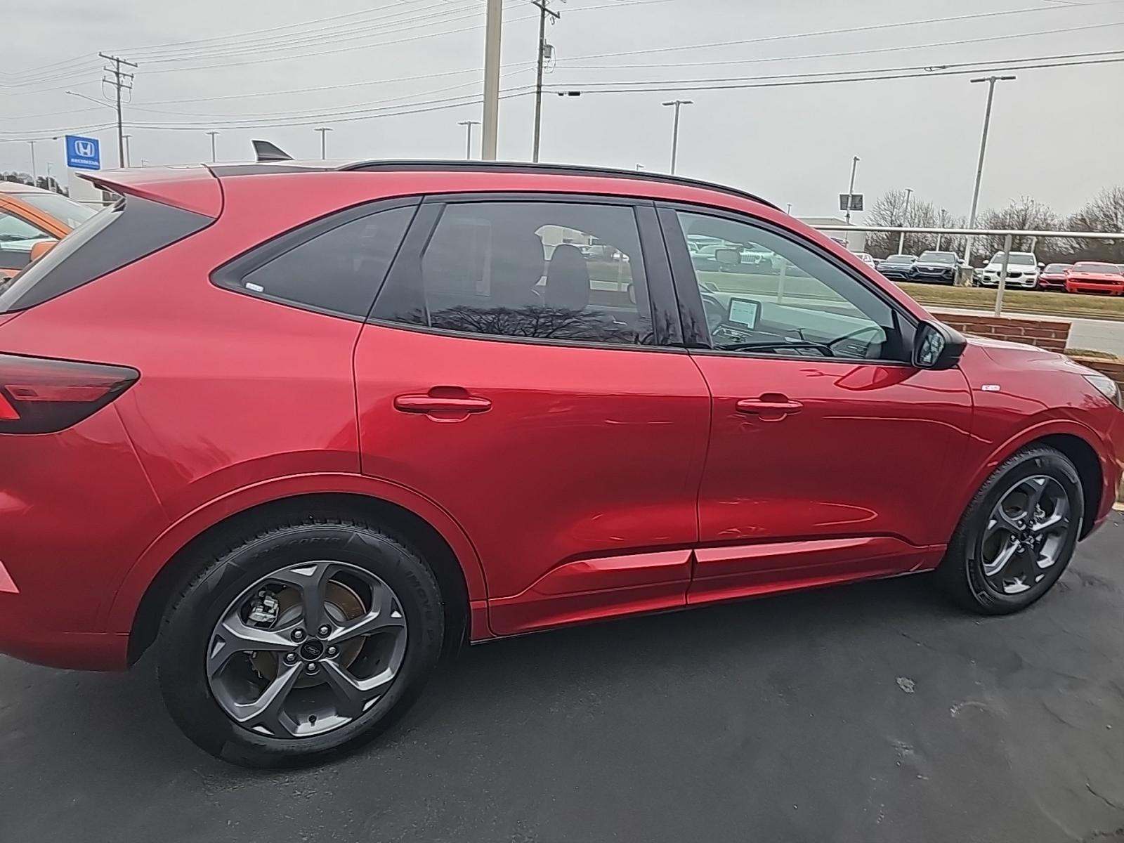 2024 Ford Escape ST-Line FWD