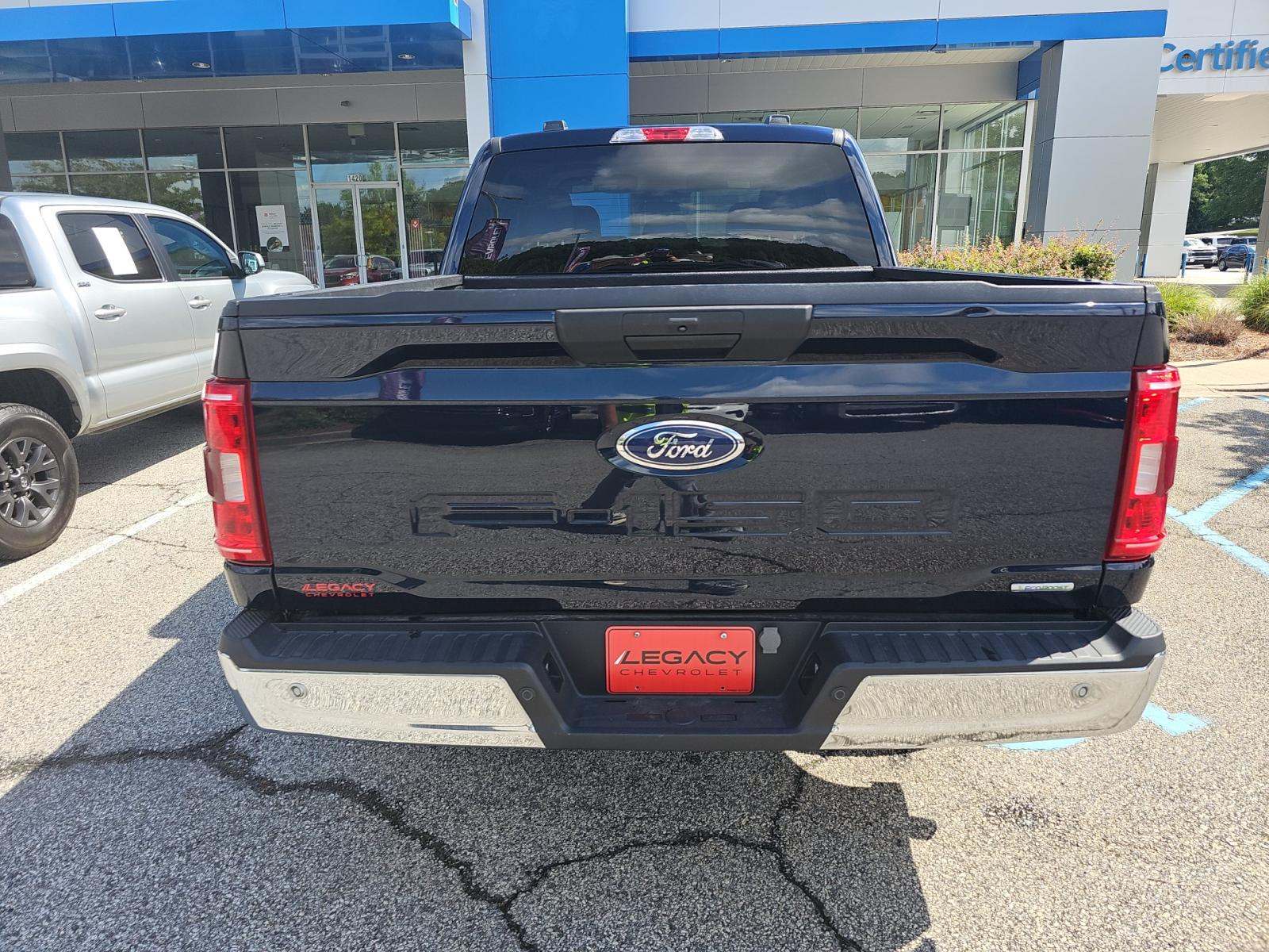 2023 Ford F-150 XLT RWD