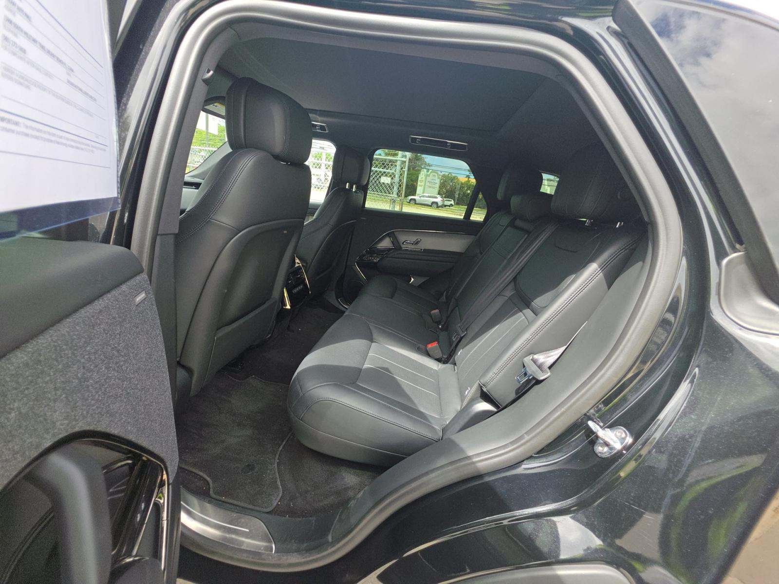 2025 Land Rover Range Rover Sport SE AWD