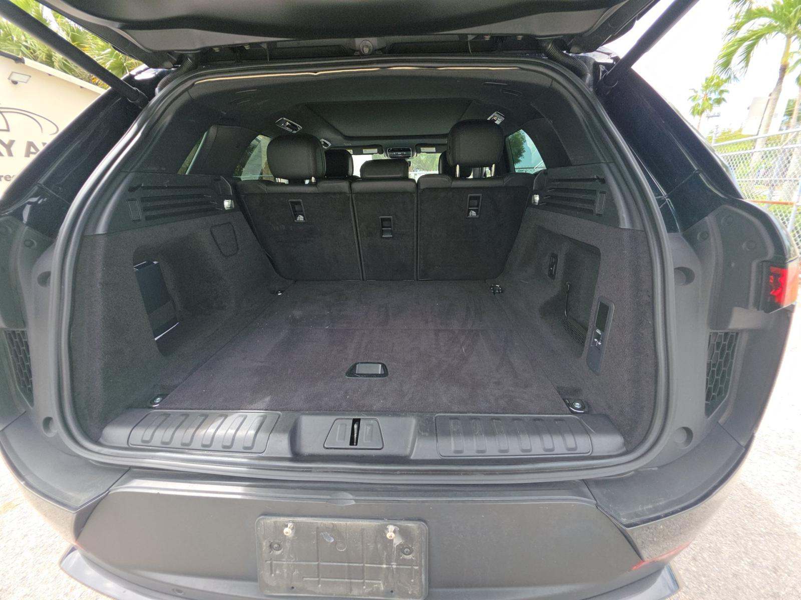 2025 Land Rover Range Rover Sport SE AWD