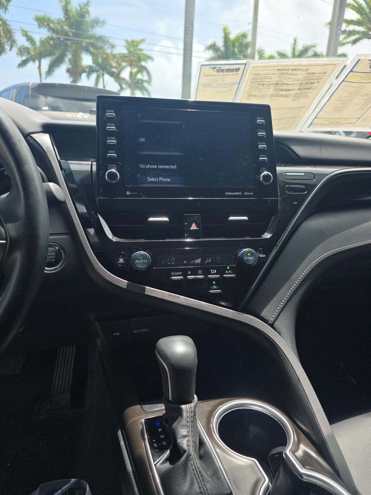 2024 Toyota Camry XLE FWD