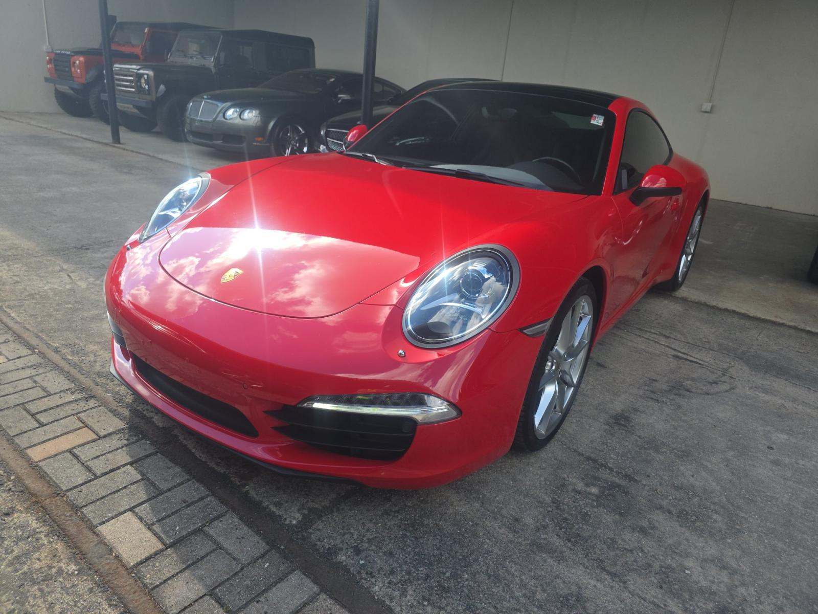 2015 Porsche 911 Carrera RWD