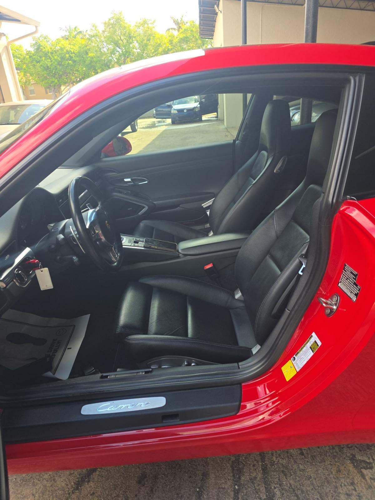 2015 Porsche 911 Carrera RWD