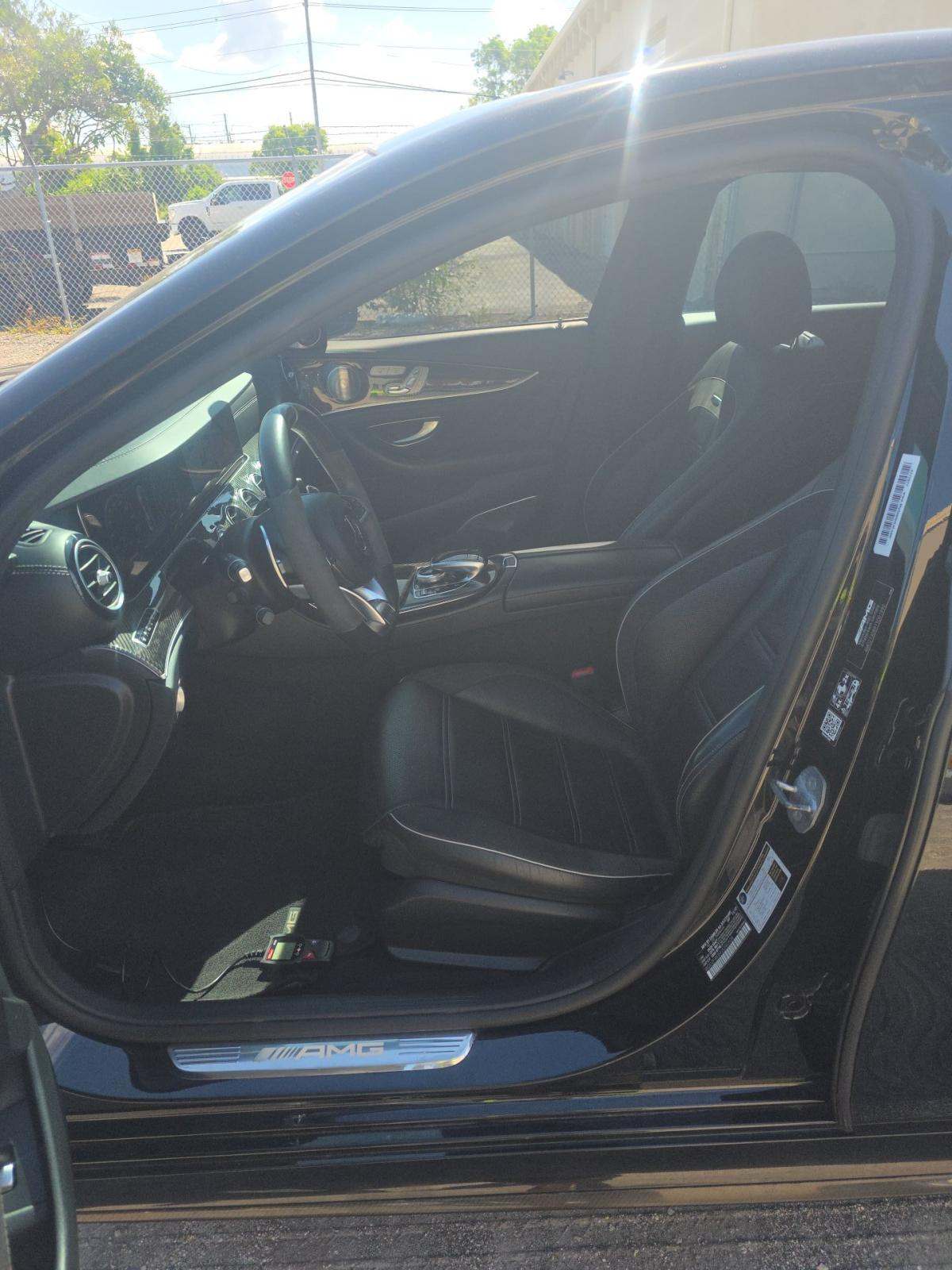 MERCEDES-BENZ E-CLASS - 2