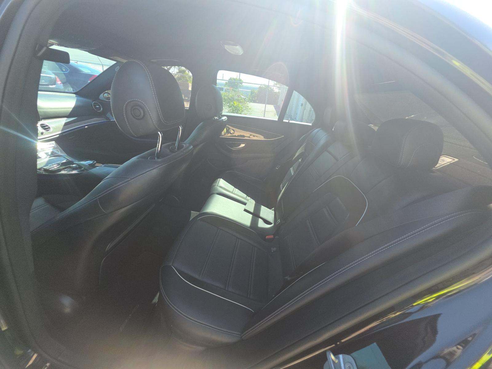 MERCEDES-BENZ E-CLASS - 9