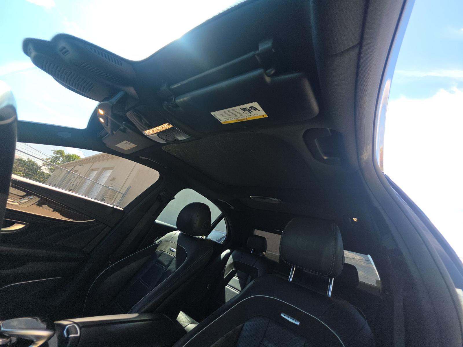 MERCEDES-BENZ E-CLASS - 7