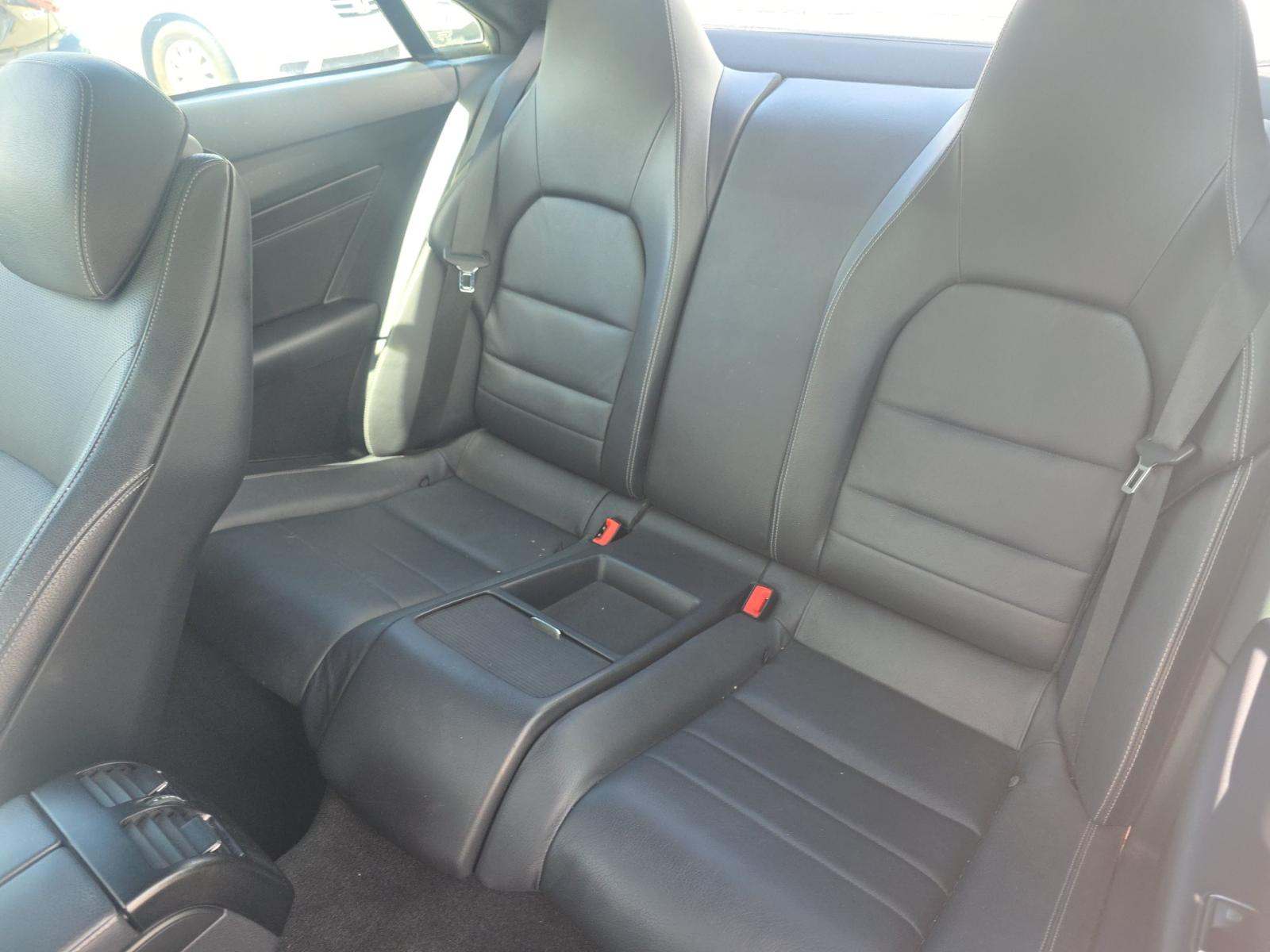 MERCEDES-BENZ E-CLASS - 9