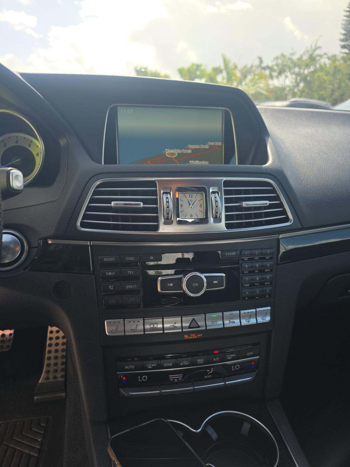 MERCEDES-BENZ E-CLASS - 6