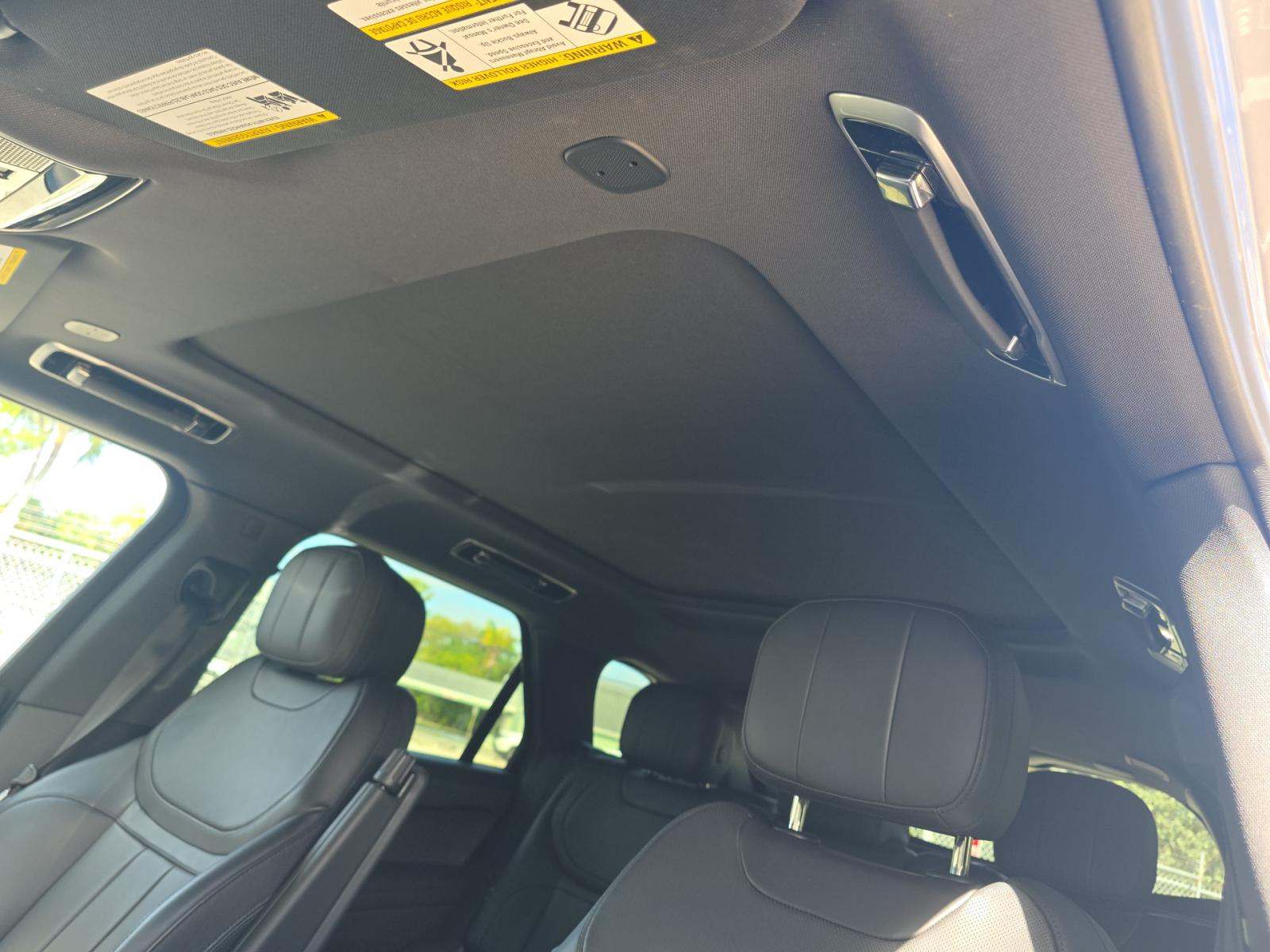 2025 Land Rover Range Rover Sport SE AWD