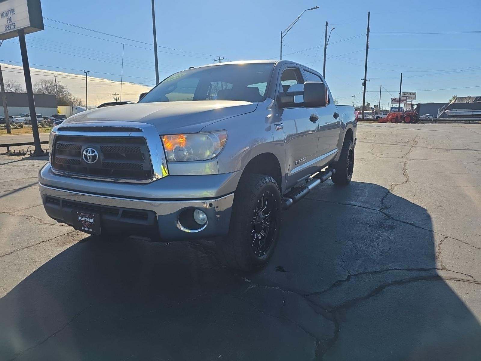 2013 Toyota Tundra Base AWD