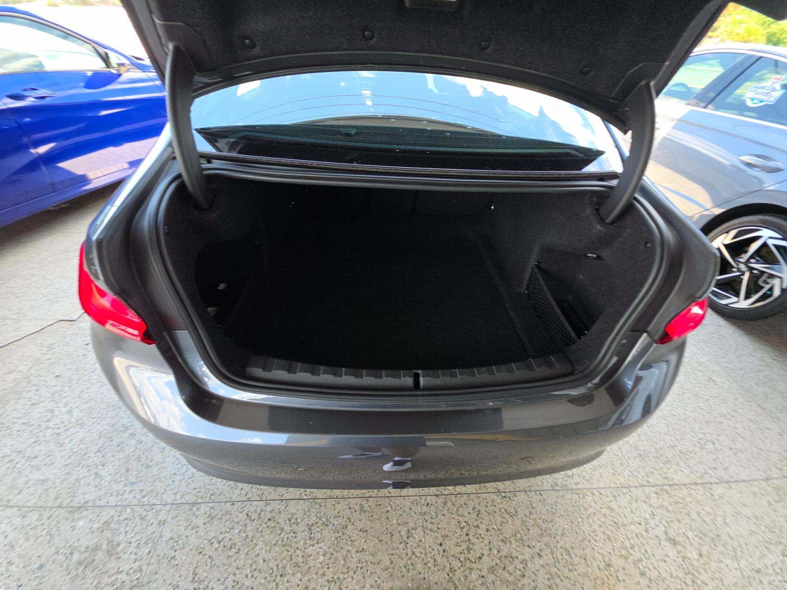 2019 BMW 3 Series 330i RWD